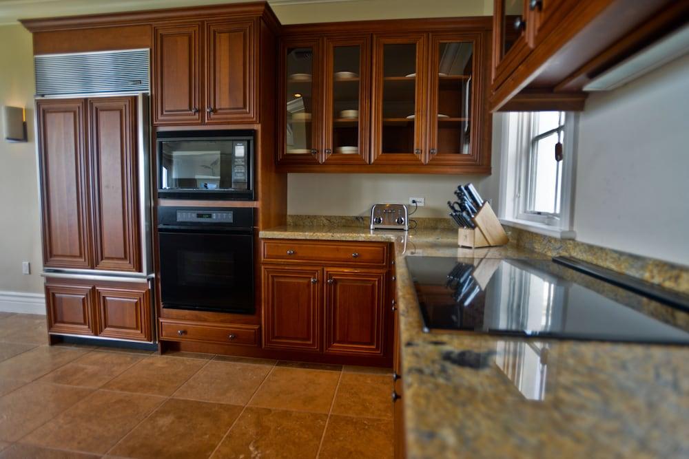 Grand Isle & Residences